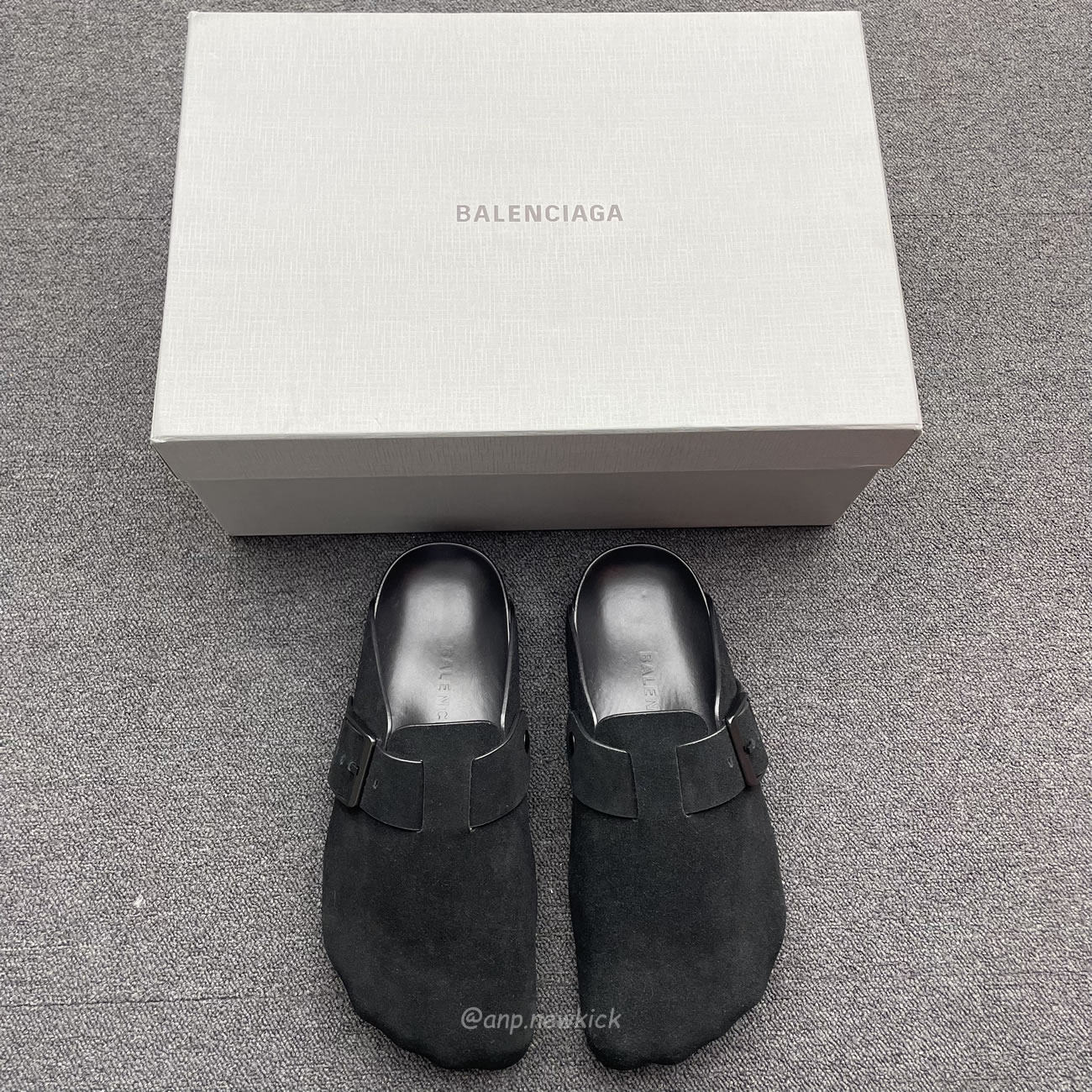 Balenciaga 2024 Five Toed Contour Sunday Flat Sole Muller Shoes (6) - newkick.vip